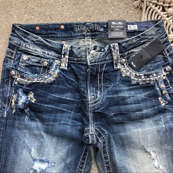 New Miss Me Distressed Easy Crop Jeans Size 27 - Picture 3 of 7